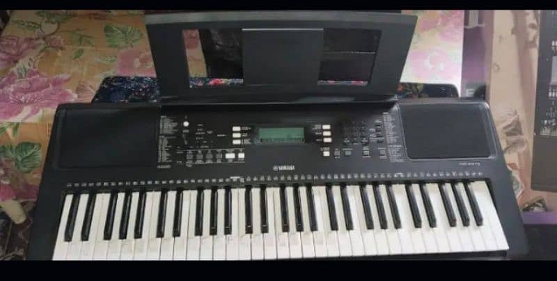 Yamaha digital keyboard e373 5