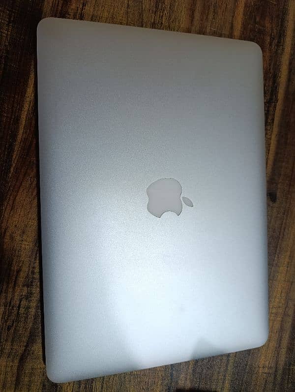 MacBook Air 2017 Core i5 8/256 0