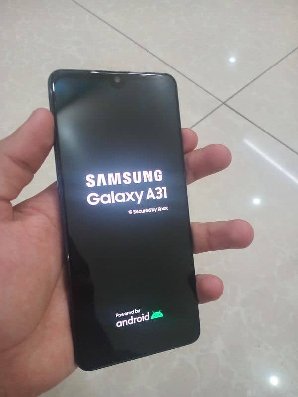 Samsung A31 4 128 with box 1