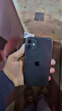 iphone 11 JV 64 black. . 91 bettry. . only sett. water seild