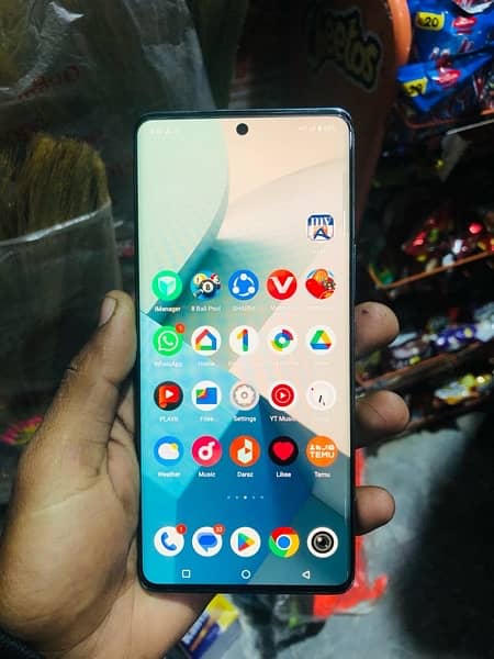 Vivo V30 7