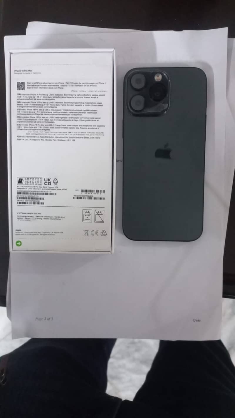 Apple iPhone 16 Pro Max 1