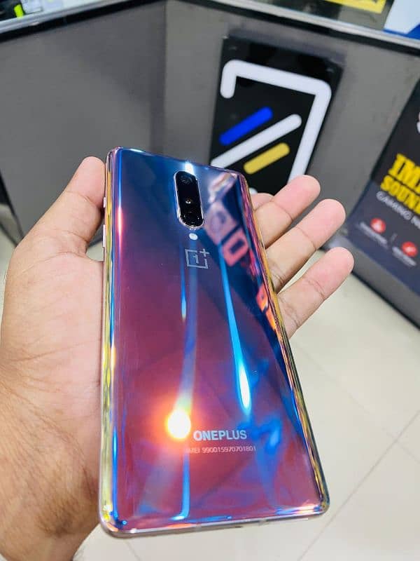 OnePlus 8      single sim approved.  8/128GB 0