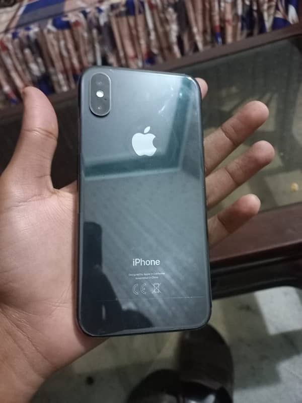 iPhone XS 256GB factory unlock 81 battery health 0