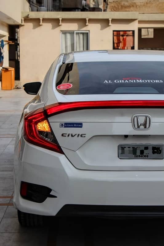 Honda Civic VTi Oriel Prosmatec 2018 6