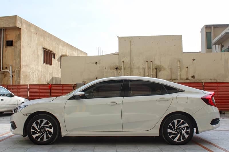 Honda Civic VTi Oriel Prosmatec 2018 9