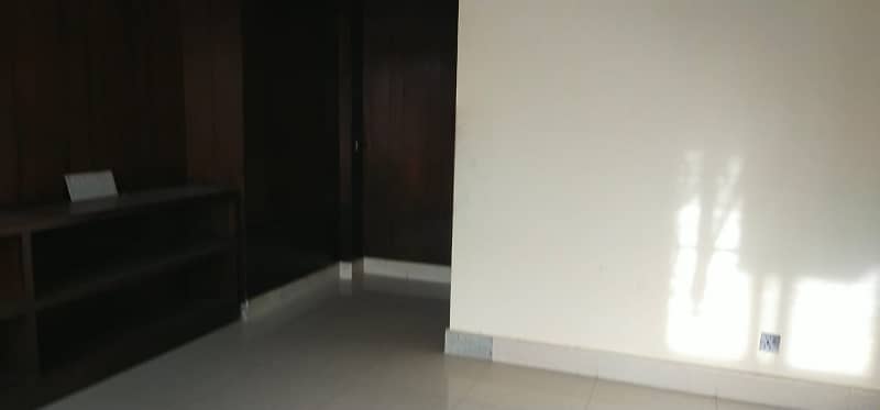 1 Kanal Full House Is Available For Rent In Dha Phase 3 Near McDonalds Y Block 16