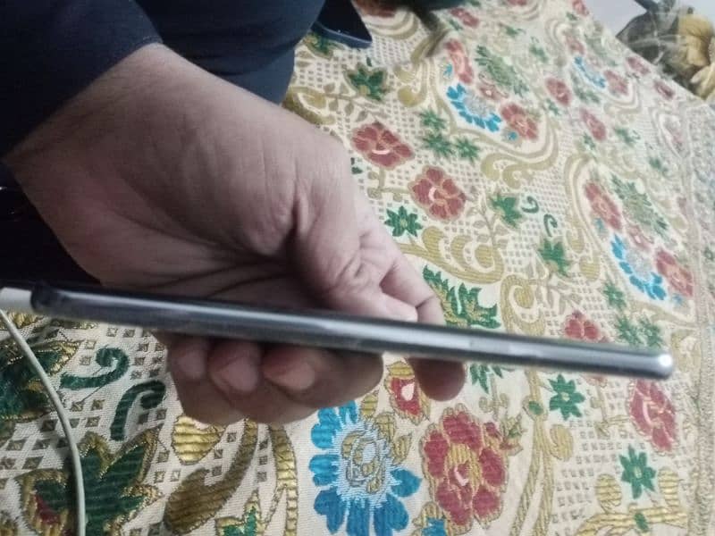 s8 plus's phone OK hain genuine har chaiz 3