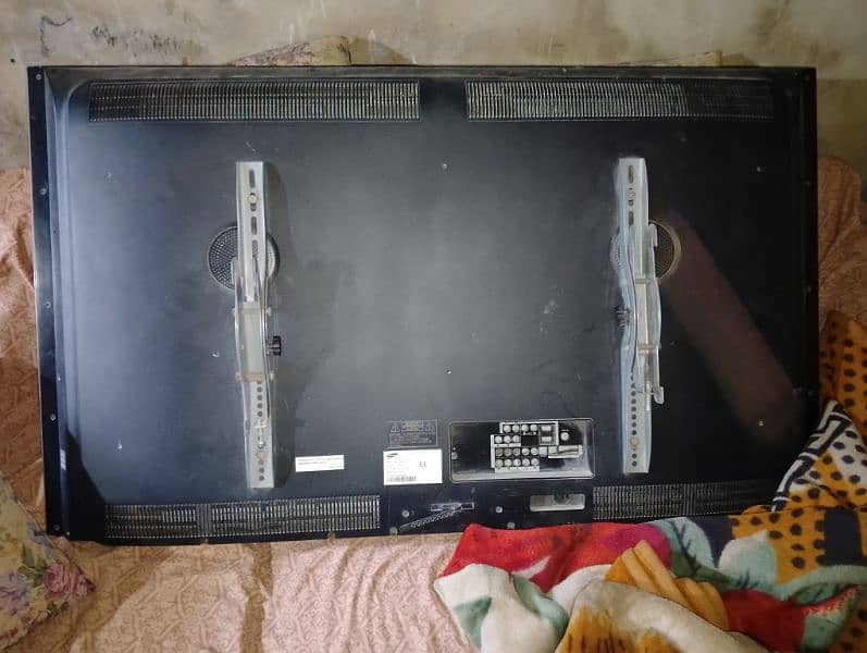 Samsung LCD for sale 1