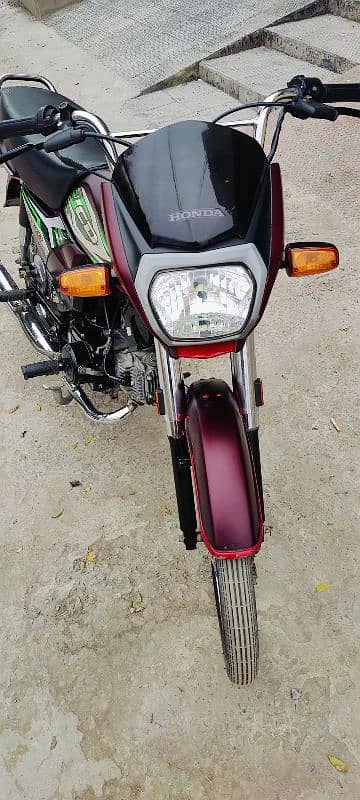 Honda CD 70 Dream 3