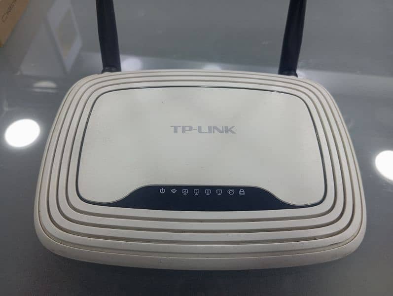 TP Link WiFi Router with Oneo 0