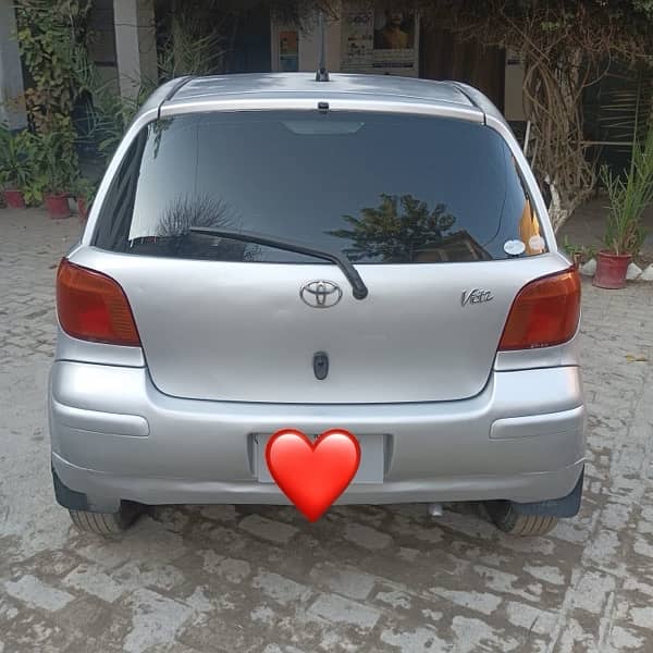 Toyota Vitz 2004/ 2007 imported 3