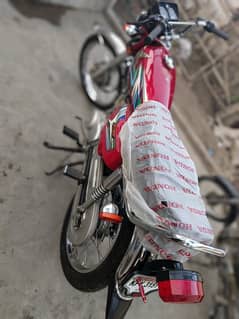 Honda 125 2023 189 kilometers running only