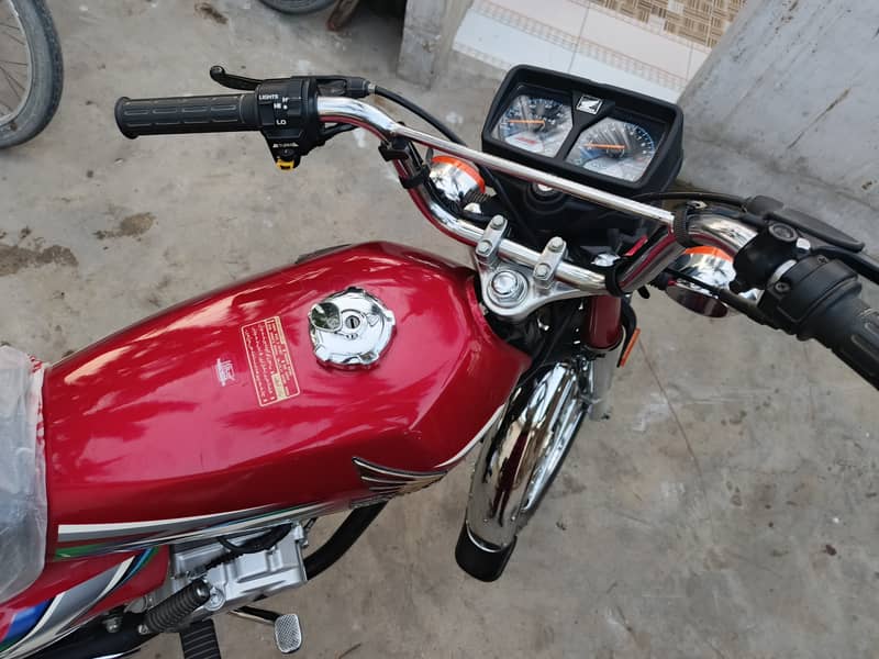 Honda 125 2023 189 kilometers running only 4