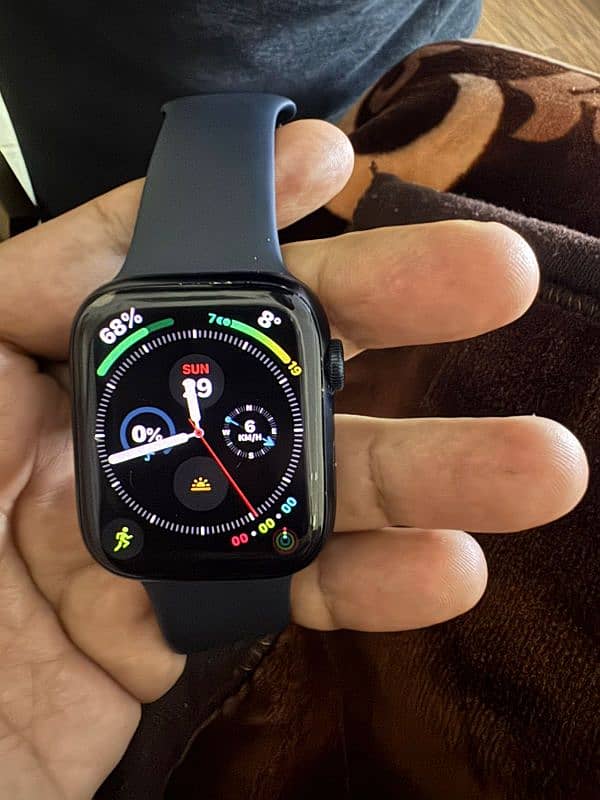 Apple Watch Series 8 45mm 3