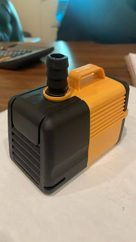 Ac Dc cooler pump available at wholesale price 2