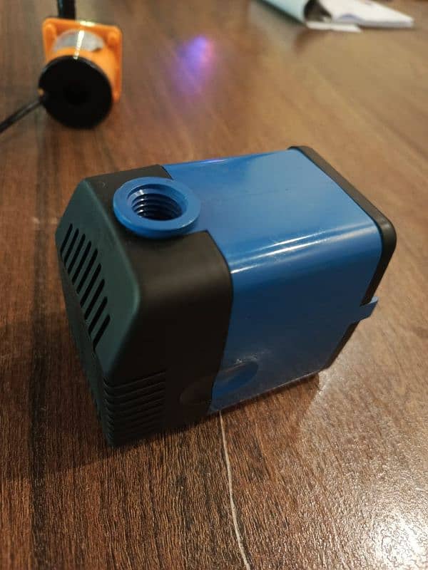 Ac Dc cooler pump available at wholesale price 7