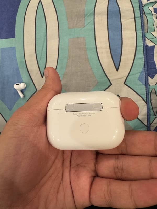 AirPods Pro 2nd gen lightning original 100% 4