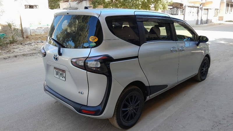 Toyota Sienta G Led Package Model 2018/24 2