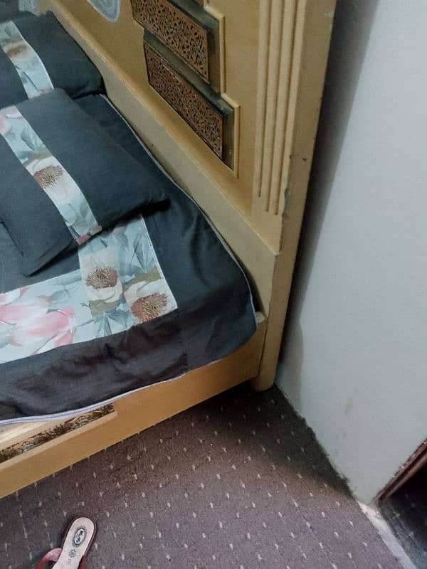 bed rooms set for sale 4