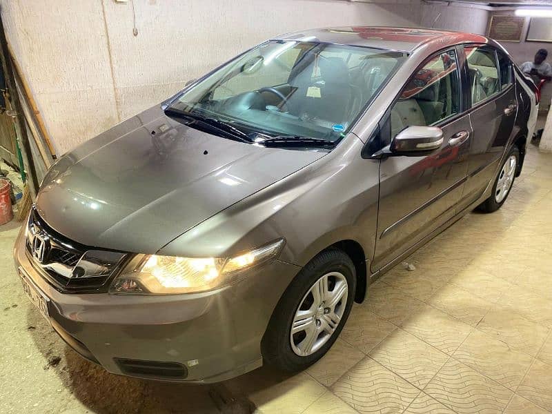 Honda City  2019 urban titanium 10