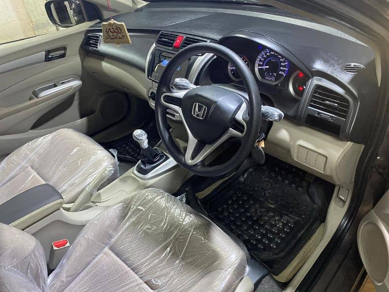 Honda City  2019 urban titanium 13