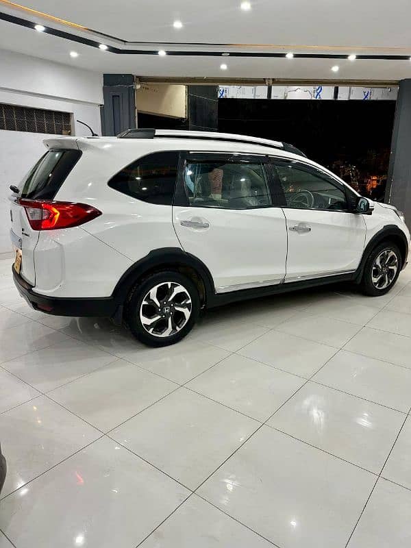 Honda BR-V 2017 S 3