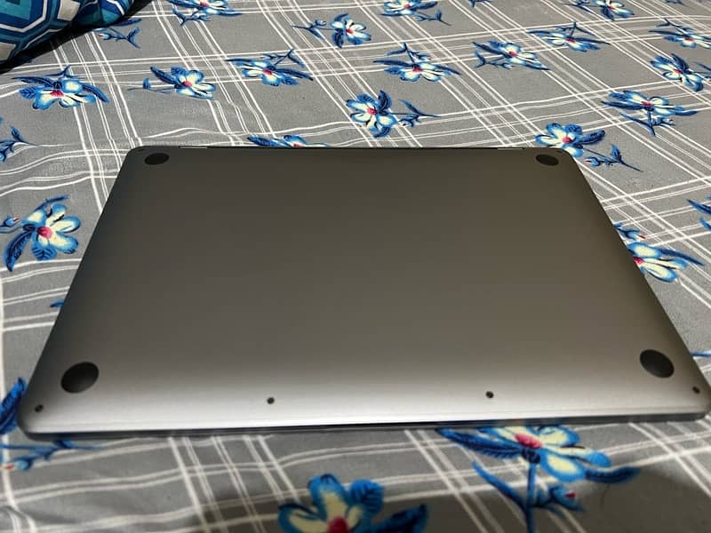 MacBook Pro M1 2020 1