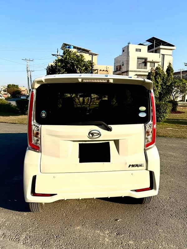 Daihatsu Move 2015 1