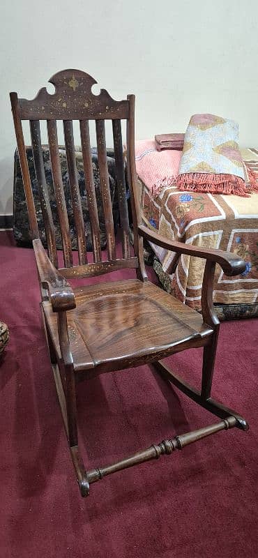 Rocking chairs for living room 0