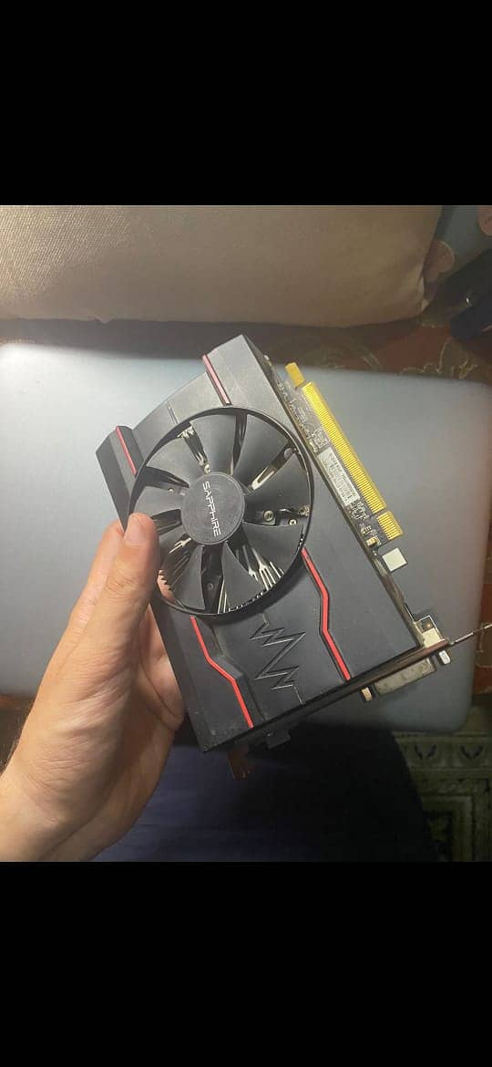 GRAPHIC CARD RX 550 4gb sapphire 2