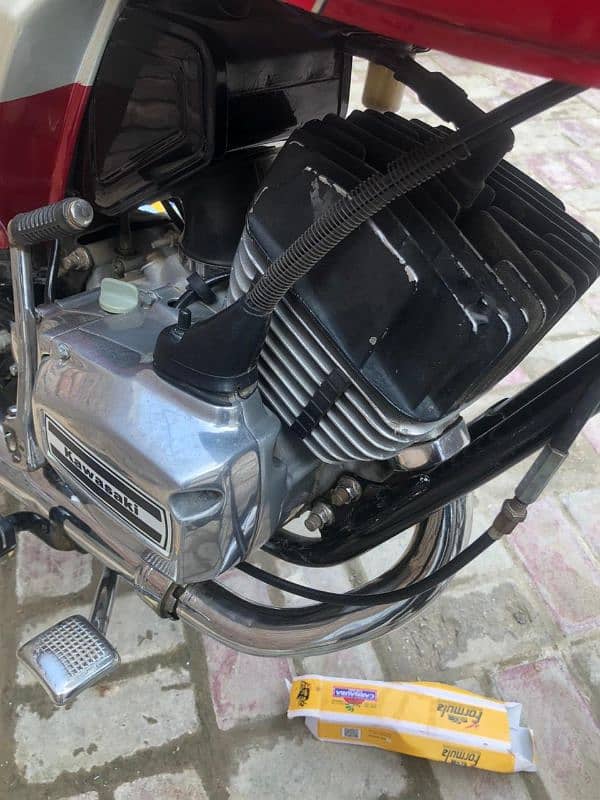 Kawasaki GTO 125 NUMBER PAR HAI BIKE FILE full company hai 4