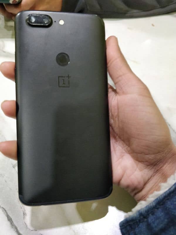 one plus 5t 8 /128 10/10 3