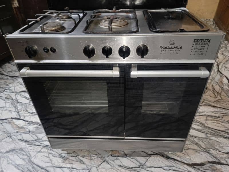 Welcome Cooking Range in Good Condition 4