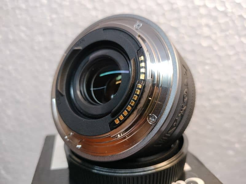 canon RF  16mm f2.8 STM 4