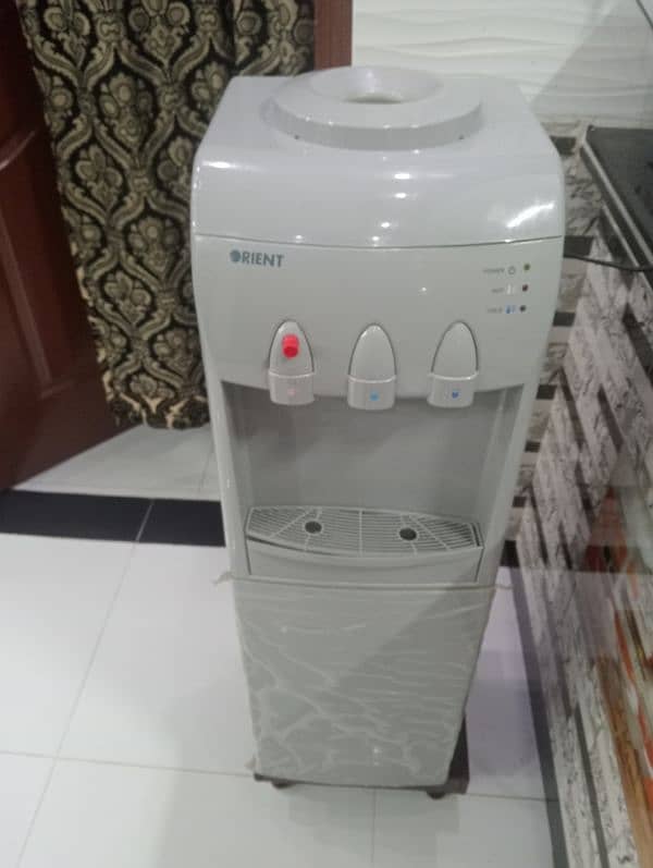 Orient water  Dispenser in very good condition 1