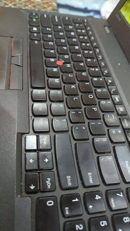 Lenovo Thinkpad T560 3