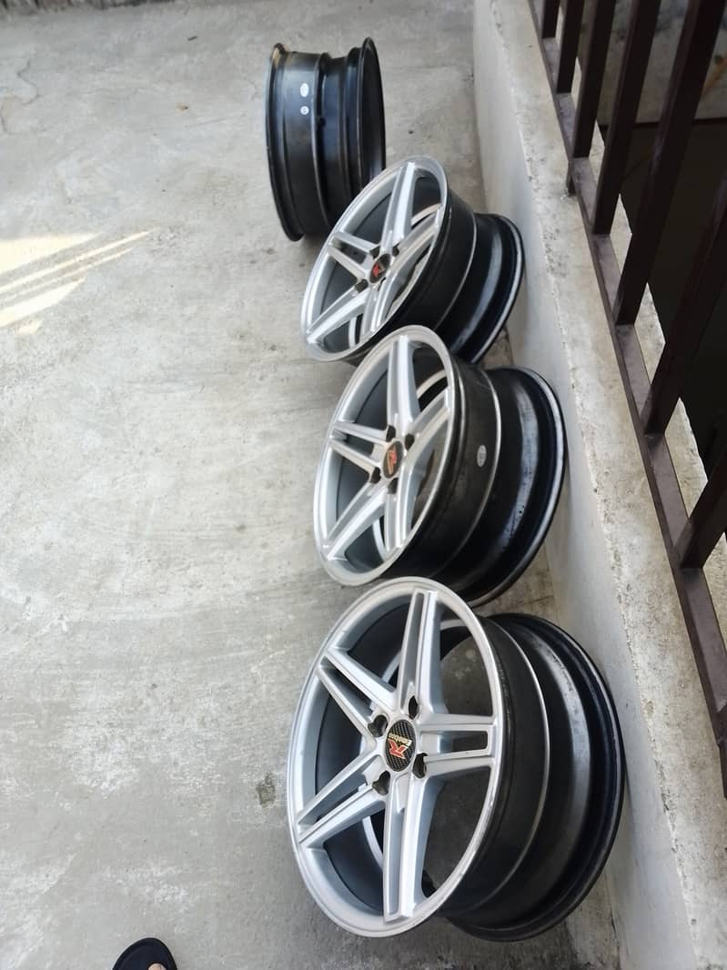 Star alloy rims 1