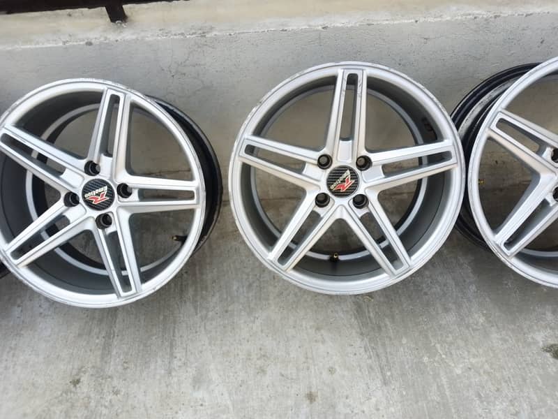 Star alloy rims 5