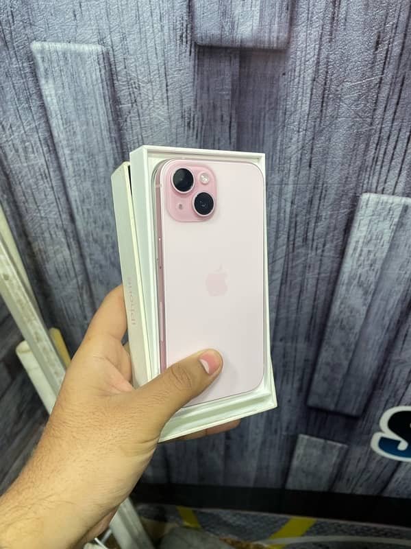 Iphone 15 Jv 98% Health 193 cycle count 10/10 full box 128gb 1