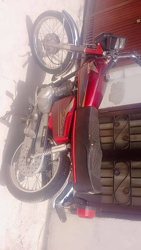 honda 125 urgent sale good condition 2