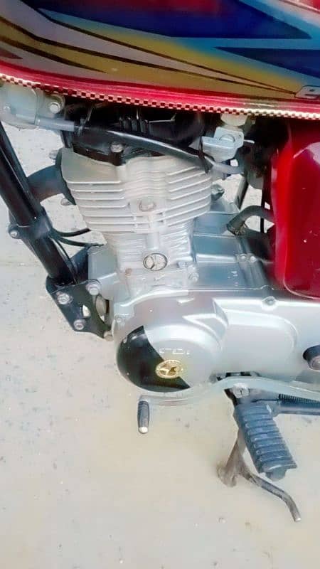 honda 125 urgent sale good condition 4