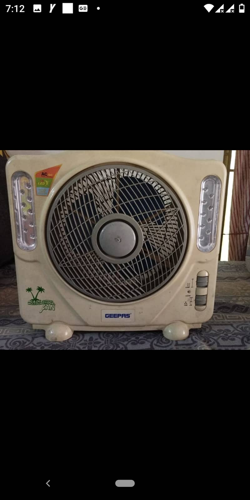 Geepas  rechargeable fan 3