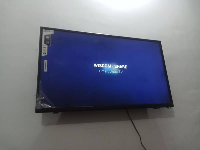 samsung 42 inch smart Tv 2