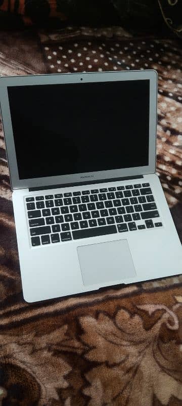 Macbook Air (early2014) 1