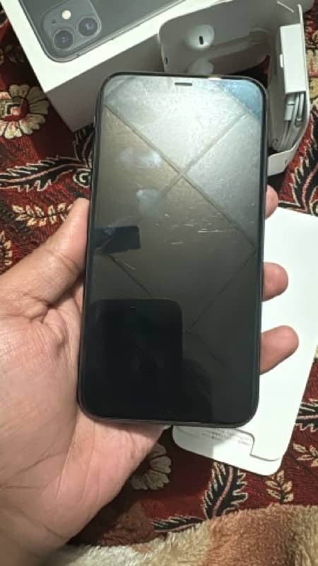 perfect i phone 11 Non PTA best condition with box 0