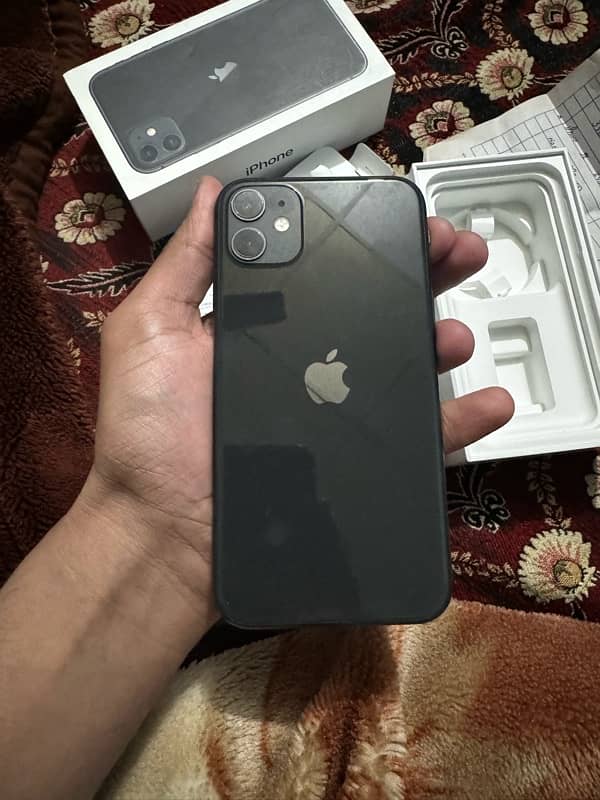 perfect i phone 11 Non PTA best condition with box 2