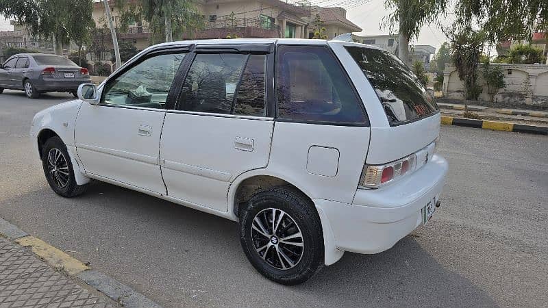 Suzuki Cultus 2003 Good Condition (03348529288) 2