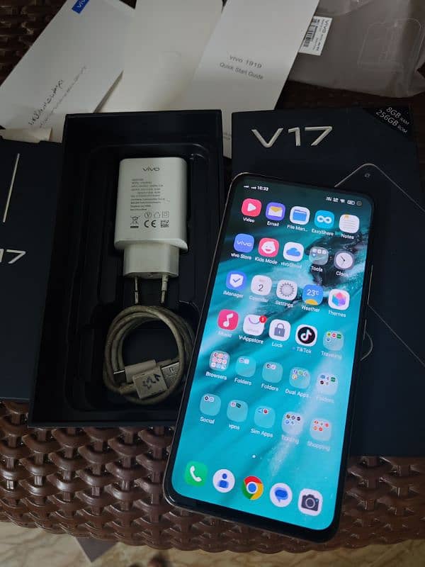 Vivo V17 (8gb 256gb) Complete Box 7