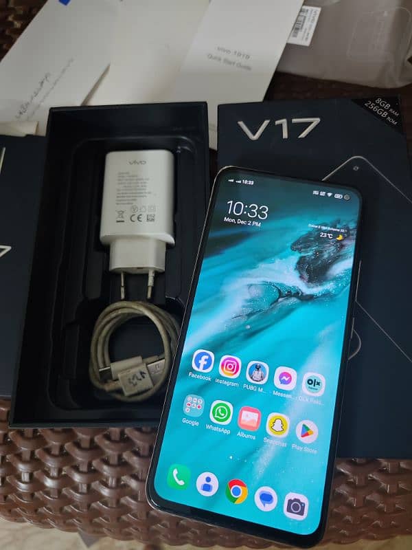 Vivo V17 (8gb 256gb) Complete Box 8